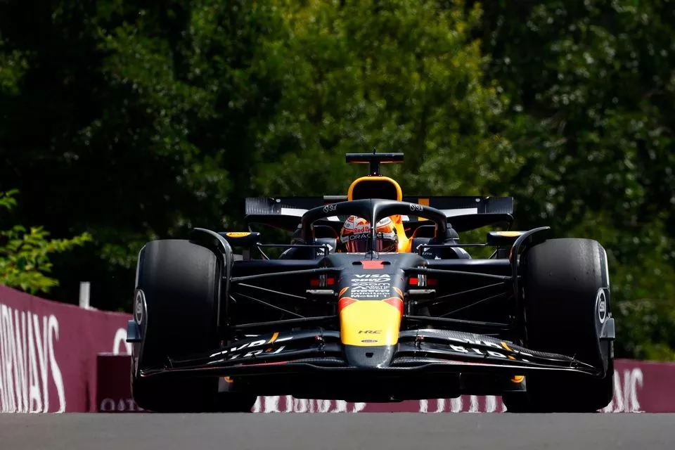 FP 1 F1 GP BELGIA: VERSTAPPEN BALAS PIASTRI TIPIS-TIPIS